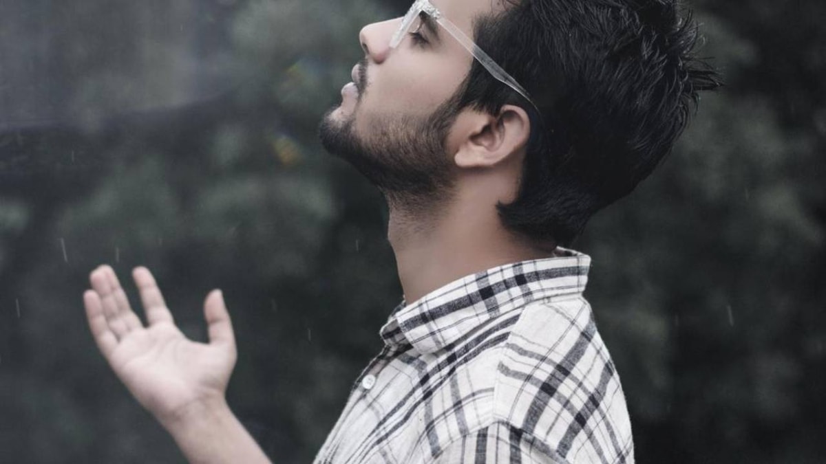 Bukan Kesepian, Tapi Lo juga Butuh Waktu Sendirian!